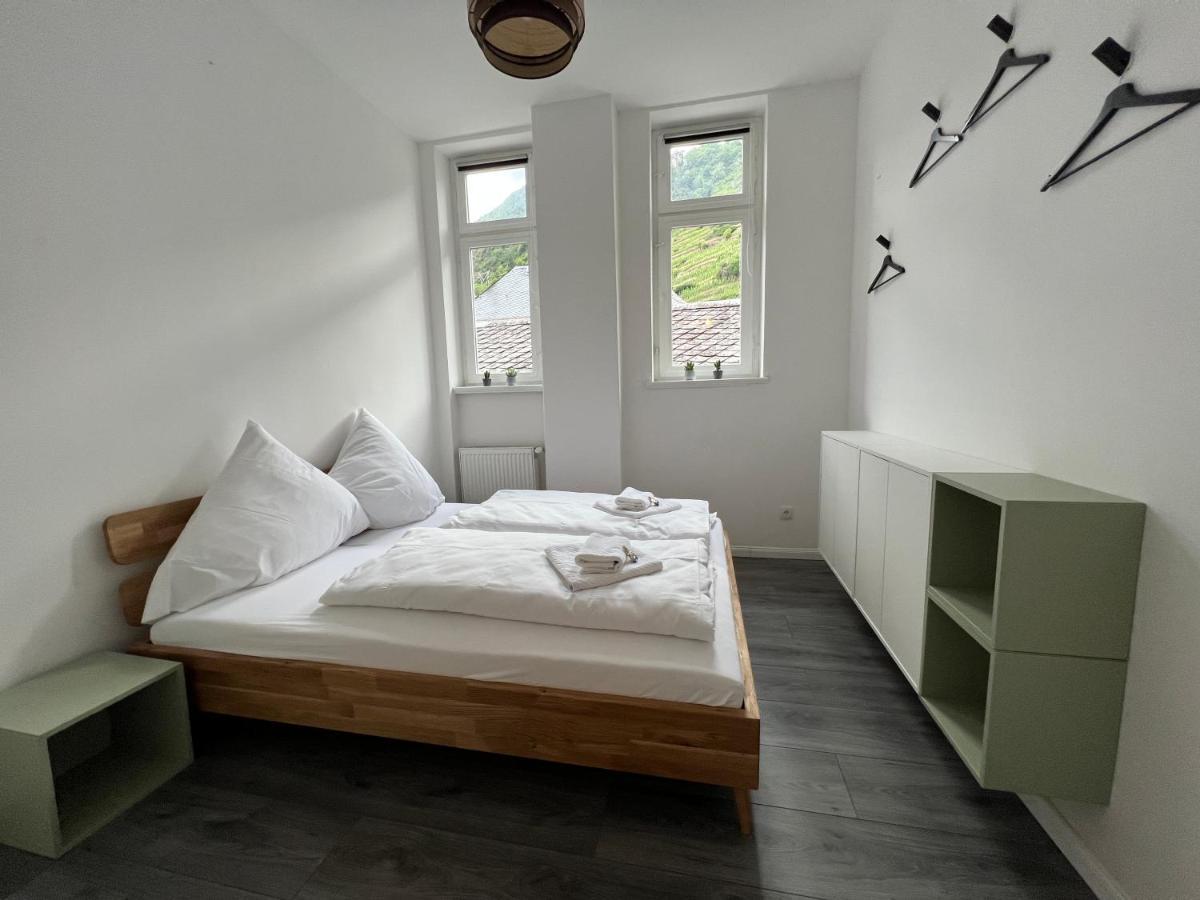 Direct Moselle View 200M² 4 Sz 10Pers Terrace Sankt Aldegund Exterior foto